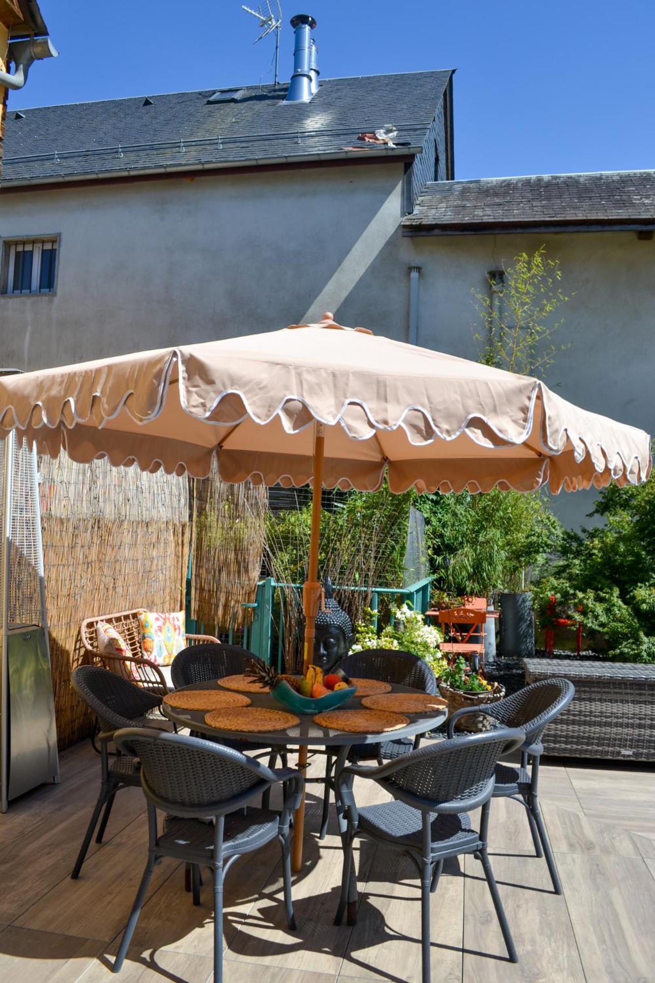 A Nouste Chambres D'Hotes Et Gite Only Adults Campan Eksteriør billede