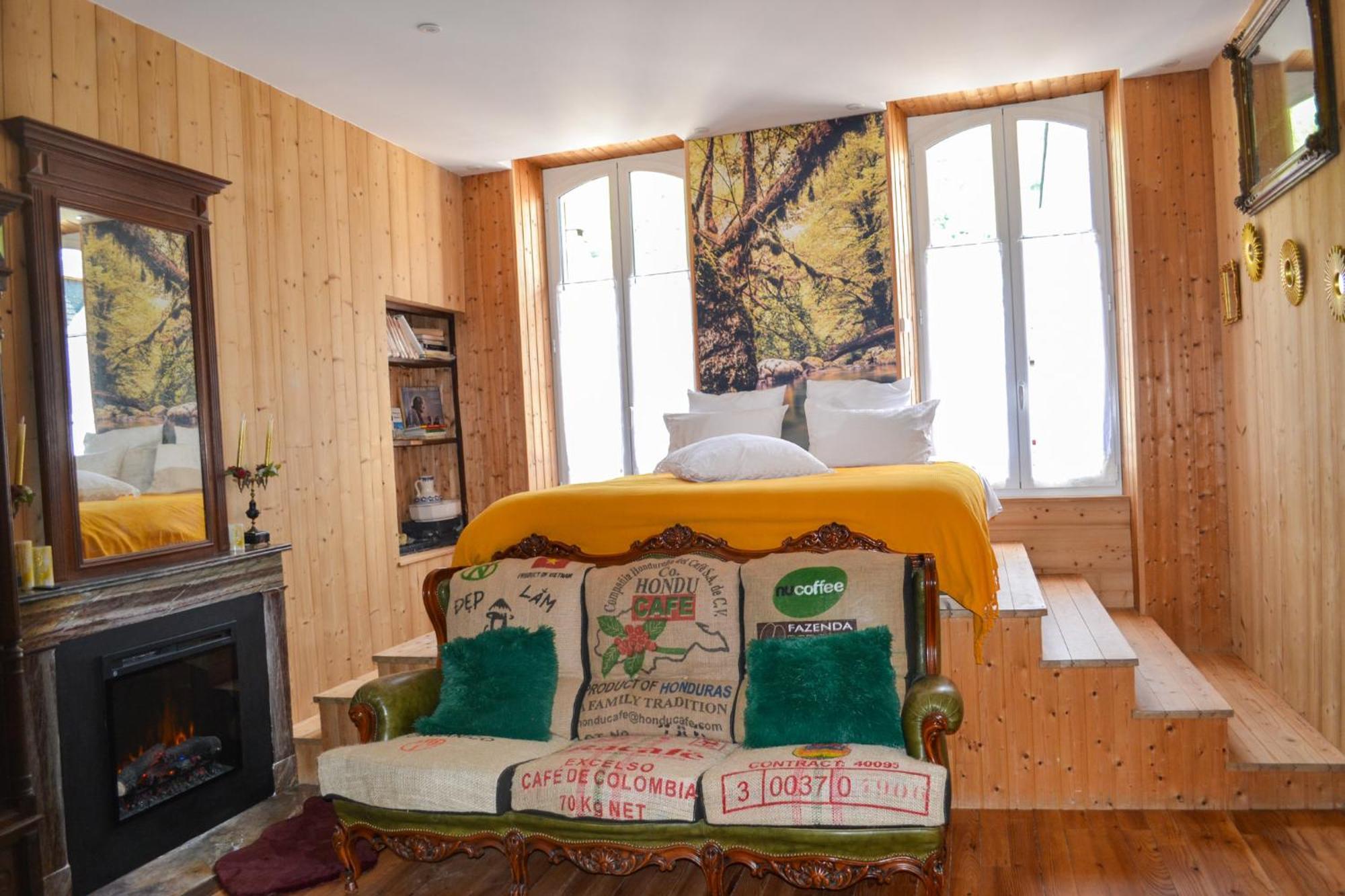 A Nouste Chambres D'Hotes Et Gite Only Adults Campan Eksteriør billede
