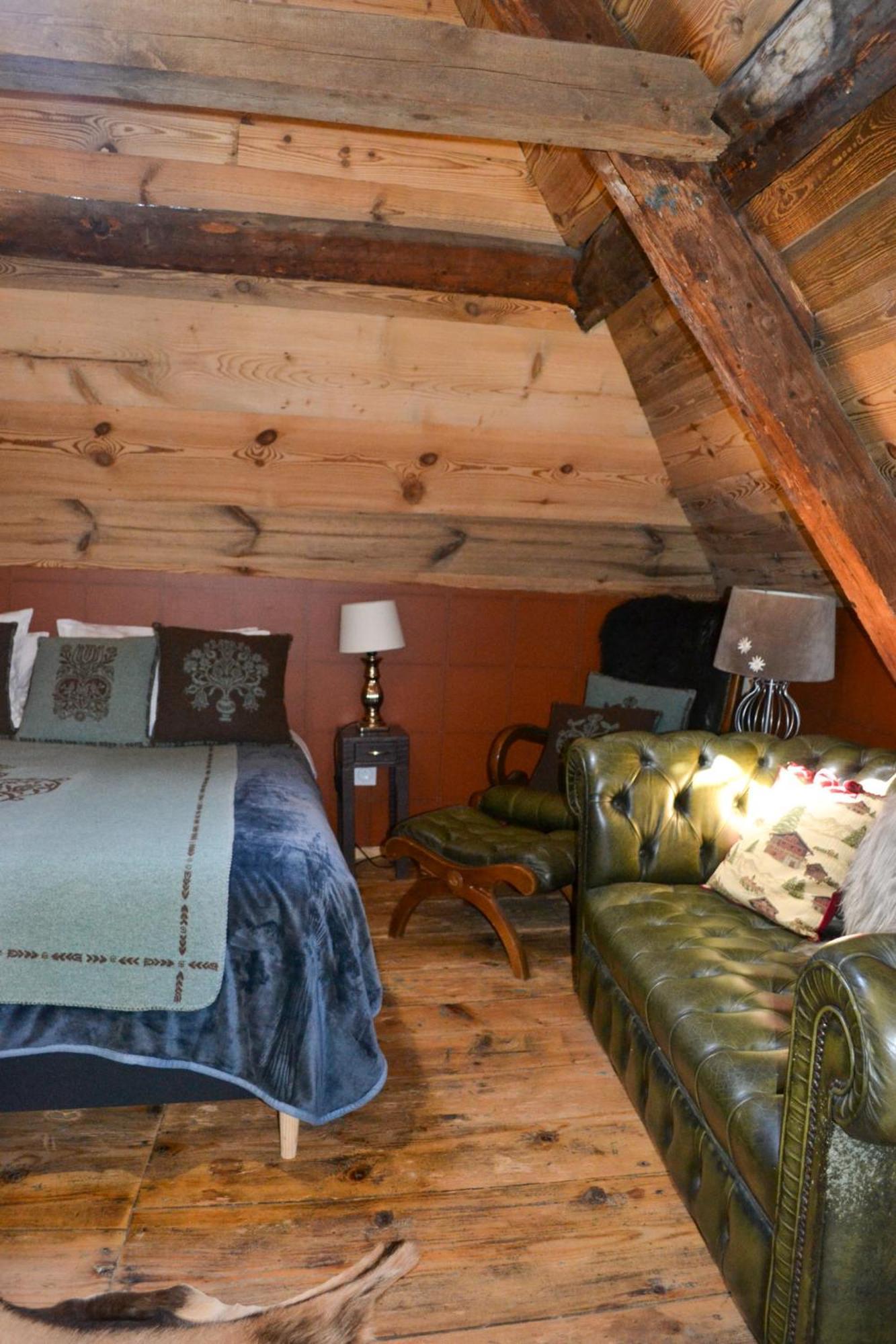 A Nouste Chambres D'Hotes Et Gite Only Adults Campan Eksteriør billede