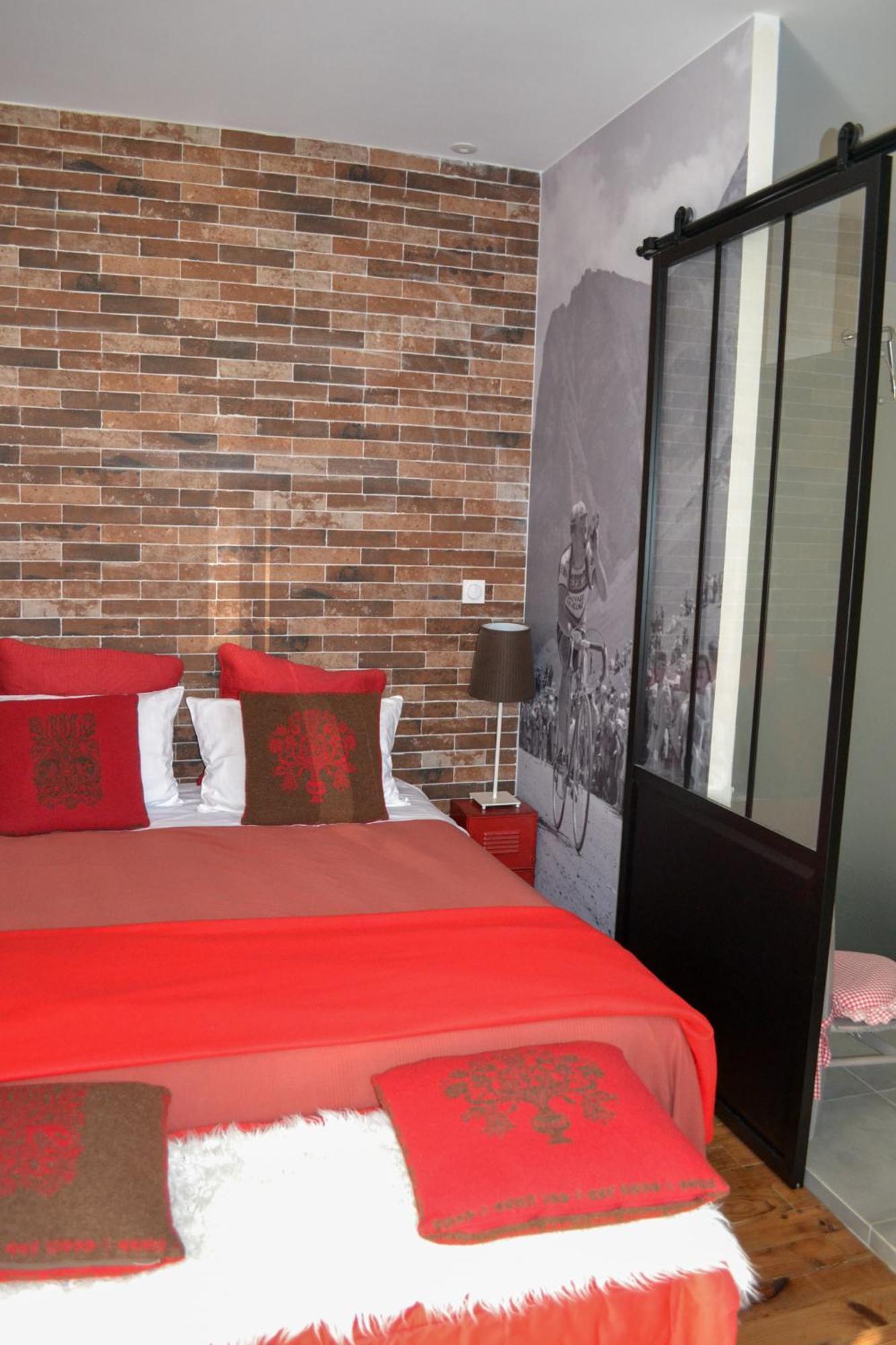A Nouste Chambres D'Hotes Et Gite Only Adults Campan Eksteriør billede